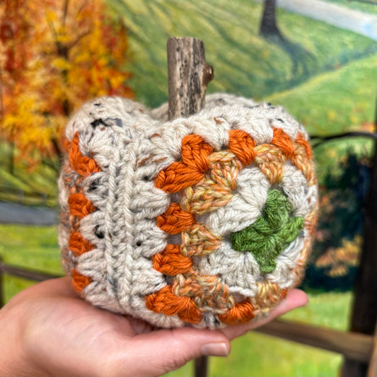 OCT 23 - Granny Square Pumpkin